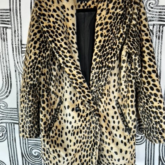 MOB WIFE! ASOS Leopard Print Faux Fur Coat, Size 4 - Picture 1 of 7